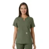 Blusa médica de mujer Force Essentials con cuello en V y paneles de punto en las partes de arriba
