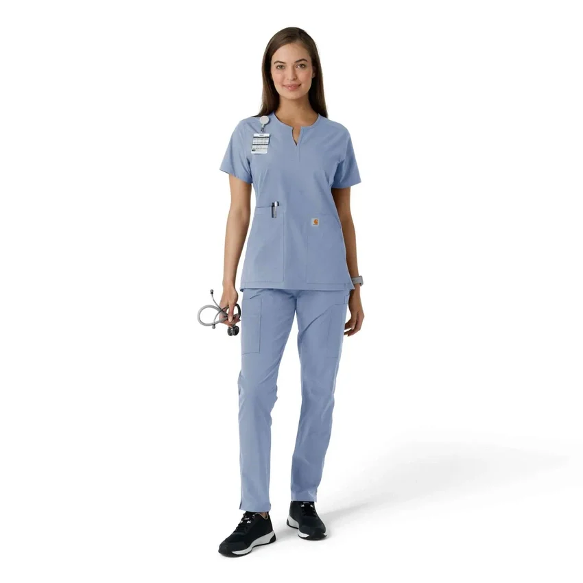 Blusa médica de mujer Force Essentials con cuello en V y paneles de punto en las partes de arriba