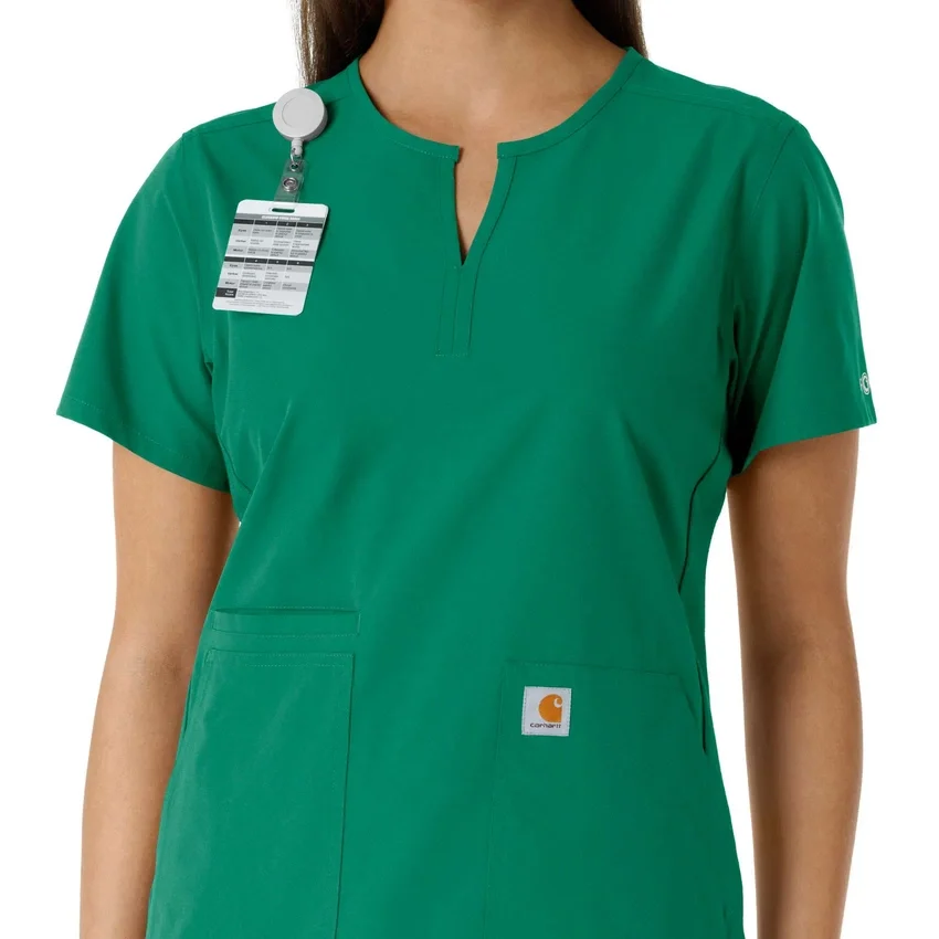 Blusa médica de mujer Force Essentials con cuello en V y paneles de punto en las partes de arriba