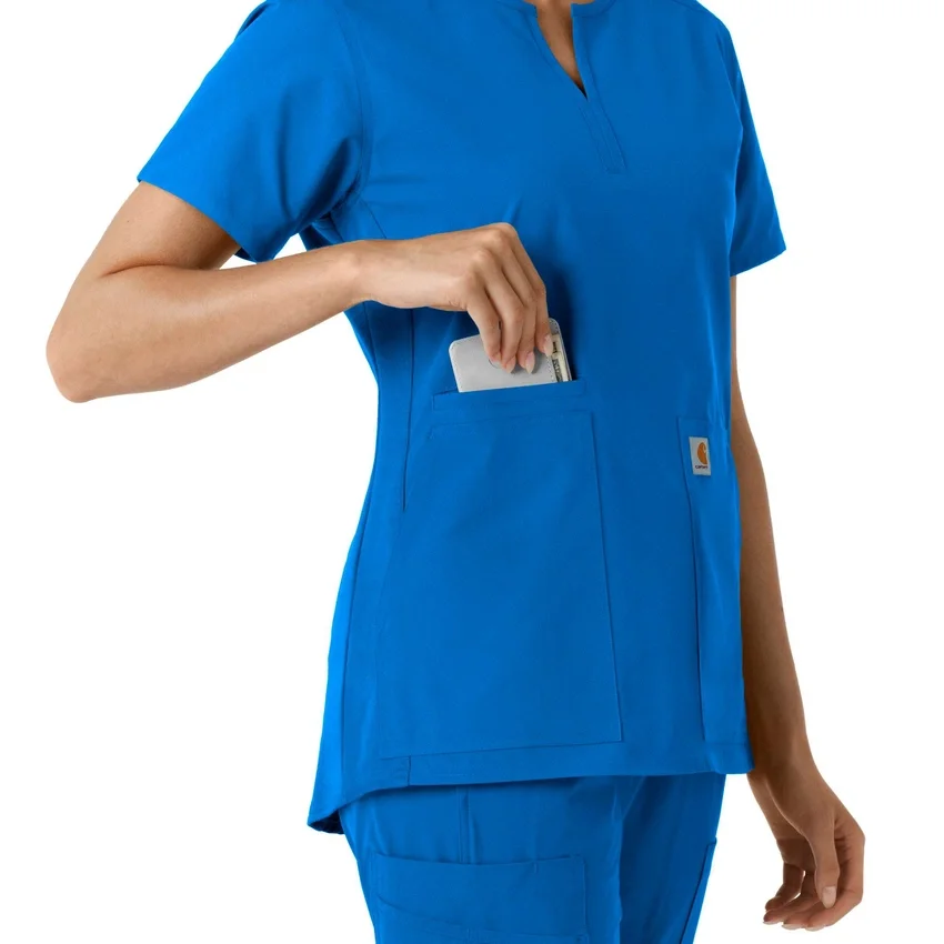 Blusa médica de mujer Force Essentials con cuello en V y paneles de punto en las partes de arriba