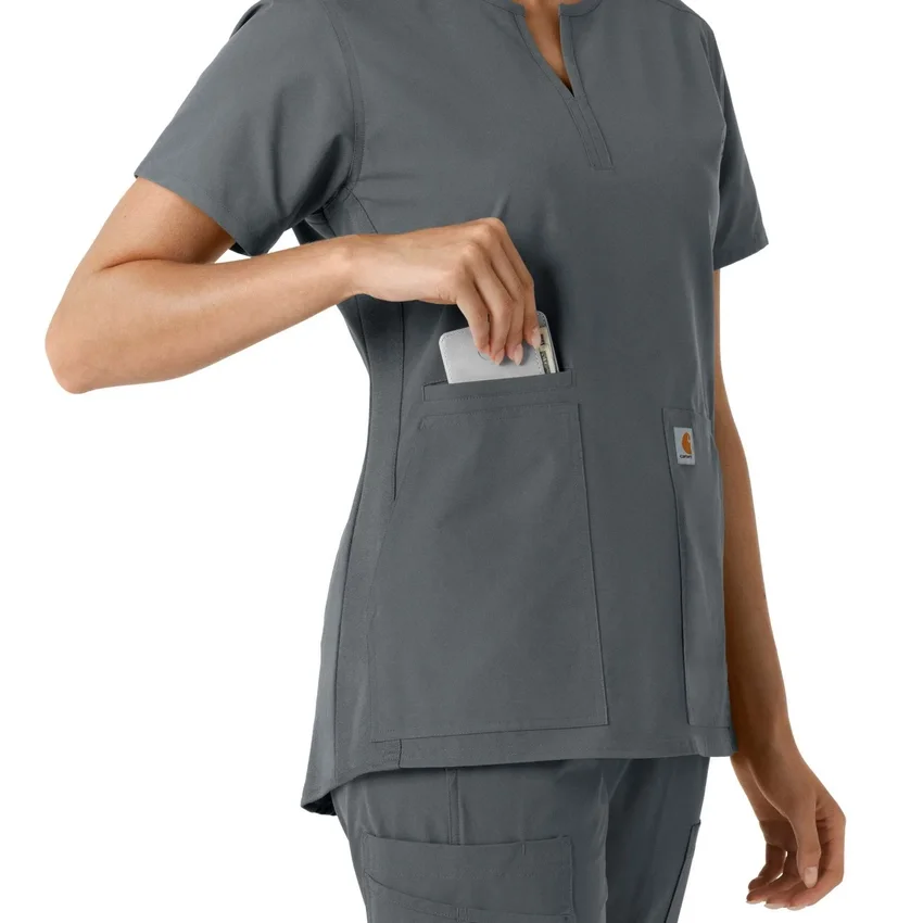 Blusa médica de mujer Force Essentials con cuello en V y paneles de punto en las partes de arriba