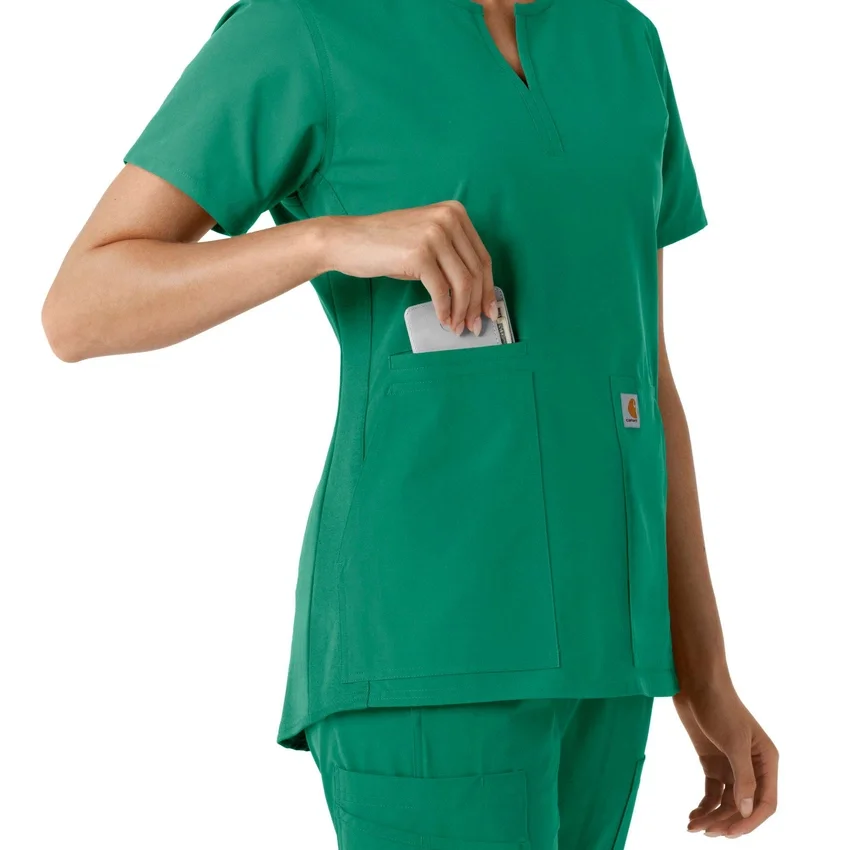 Blusa médica de mujer Force Essentials con cuello en V y paneles de punto en las partes de arriba