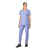 Blusa médica Force Essentials con cuello en V para mujer