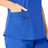 Blusa médica Force Essentials con cuello en V para mujer