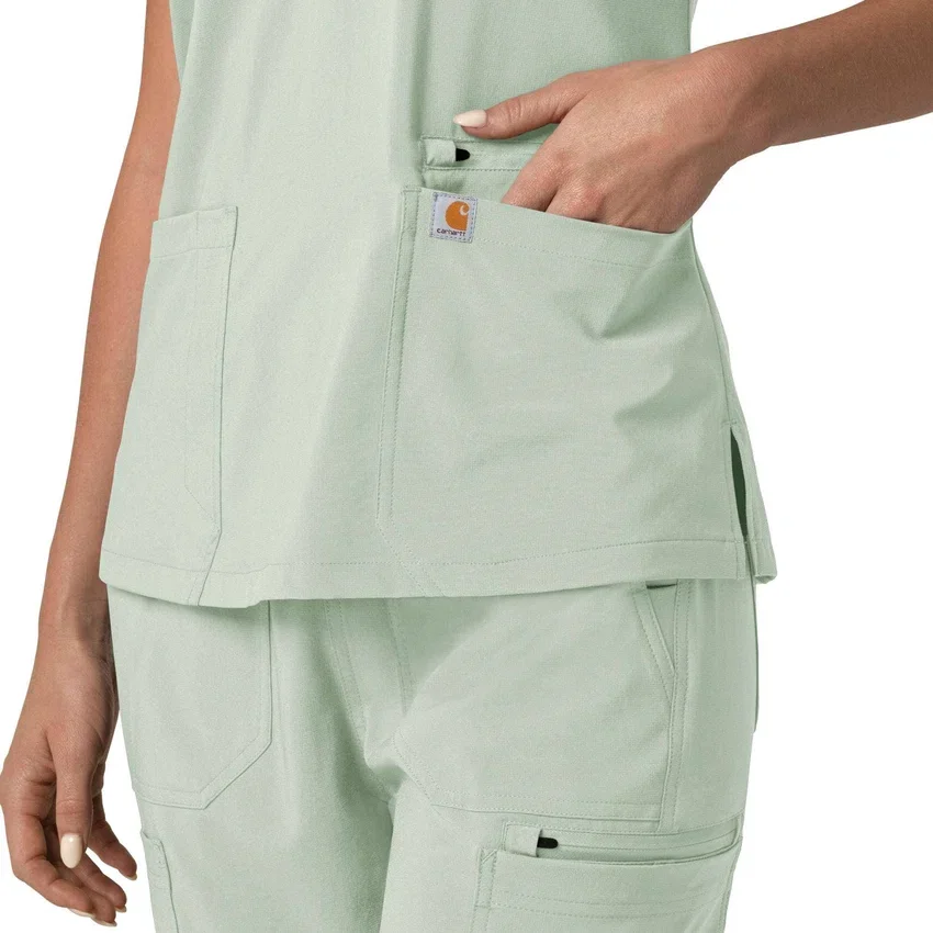Blusa médica para mujer Force Cross-Flex con cuello en V y paneles elásticos en la parte de arriba