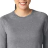 Camiseta de manguitos largos de rendimiento jaspeada «Force Sub-Scrubs» para mujer