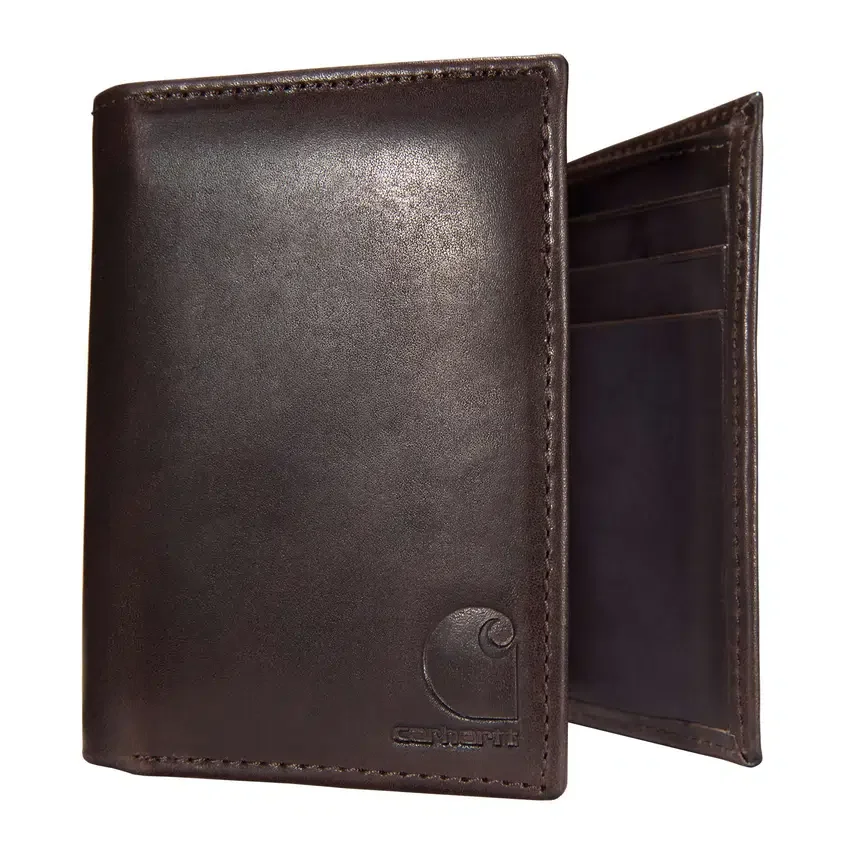 Cartera tríptica de cuero curtido al aceite