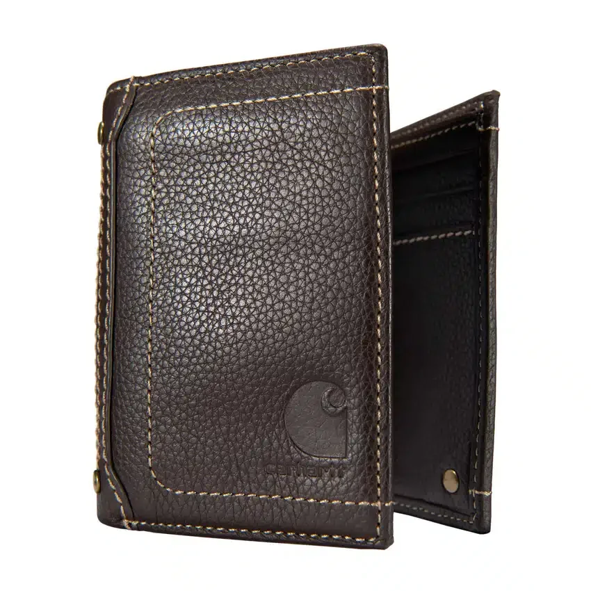 Cartera tríptica de piel granulada