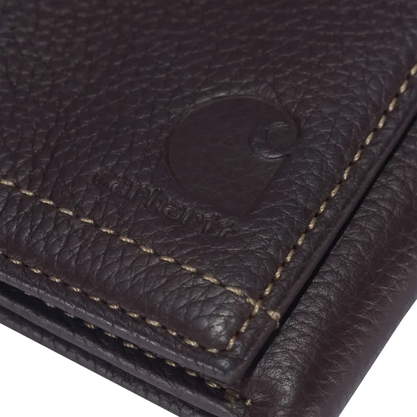 Cartera tríptica de piel granulada