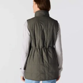 Chaleco aislante para mujer con forro de sherpa y resistente al agua – Chaleco Rain Defender