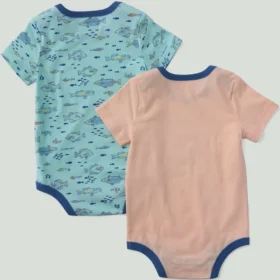 Conjunto de dos piezas de body con manguitos cortos y motivos de peces para niño (bebé)