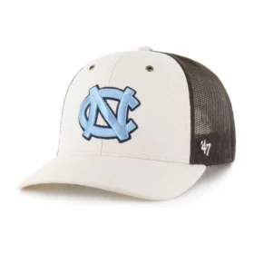 Gorra de camionero sin teñir de los Tar Heels de Carolina del Norte, modelo '47