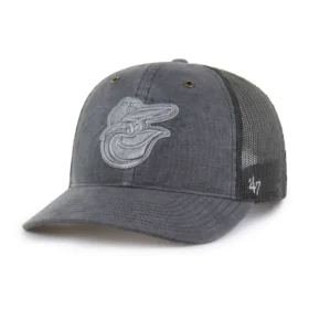 Gorra de camionero teñida de los Orioles de Baltimore '47, corte holgado