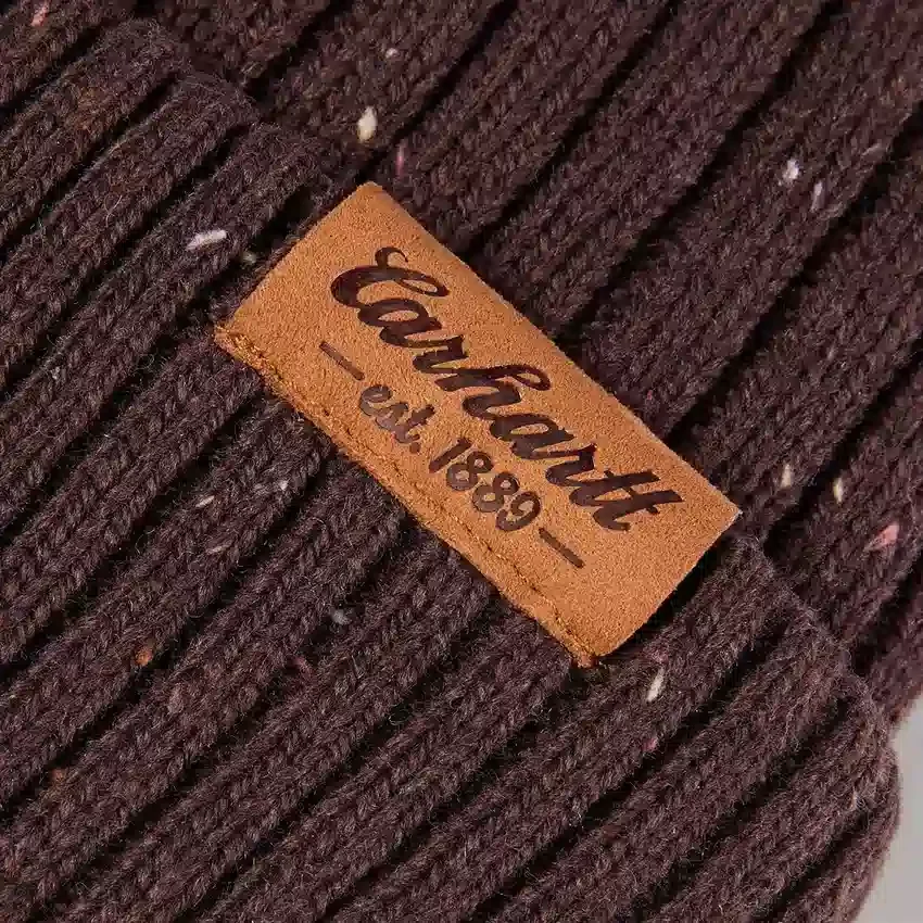Gorro de lana con pompón para mujer