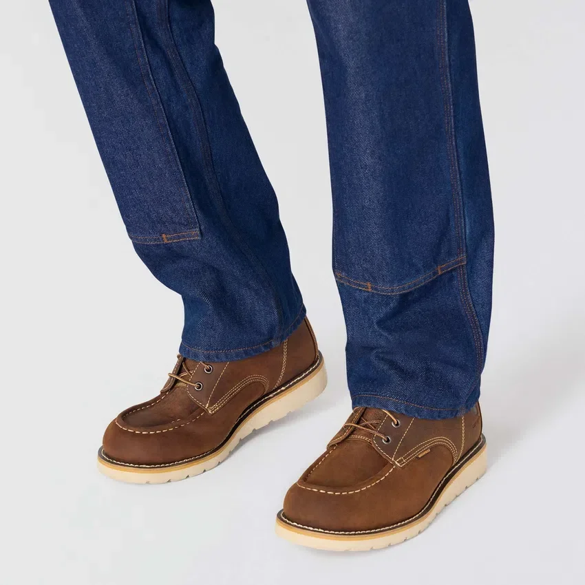 Vaqueros de trabajo de corte recto y talle holgado con doble refuerzo en las rodillas de la serie Crafted para hombre